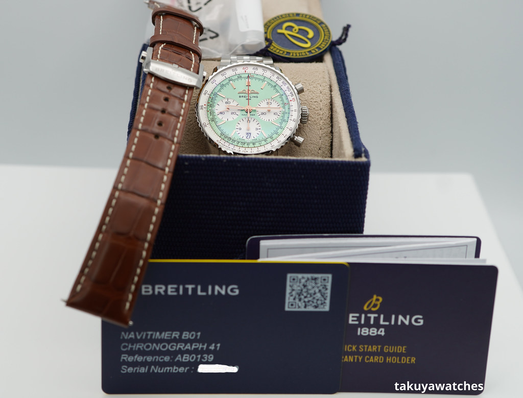 MINT BREITLING NAVITIMER B01 CHRONOGRAPH Mint Green DIAL 2023