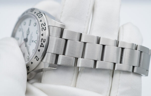 Rolex 16570 EXPLORER II 40MM POLAR WHITE DIAL LUG HOLES Y SERIAL FULL SET - Image 6