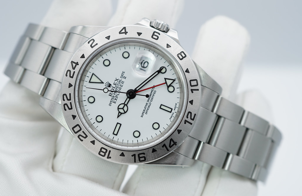 Rolex 16570 EXPLORER II 40MM POLAR WHITE DIAL LUG HOLES Y SERIAL FULL SET Takuya Watches