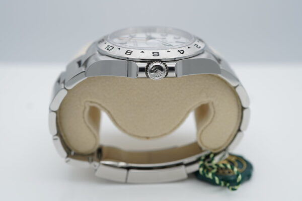 BRAND NEW Rolex 226570 EXPLORER 2 POLAR WHITE DIAL NEW MODEL 2023 COMPLETE SET - Image 3