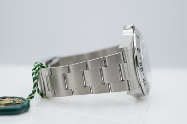 BRAND NEW Rolex 226570 EXPLORER 2 POLAR WHITE DIAL NEW MODEL 2023 COMPLETE SET - Image 6