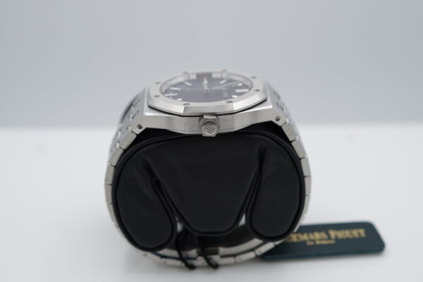BRAND NEW Audemars PIGUET ROYAL OAK 15550ST BLUE DIAL 37MM 2023 COMPLETE SET - Image 3
