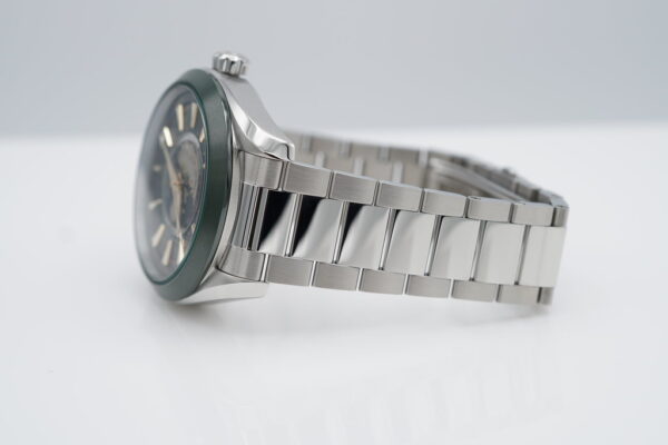 MINT Omega SEAMASTER AQUA TERRA 150M GMT WORLDTIMER GREEN CERAMIC 2023 FULL SET - Image 5