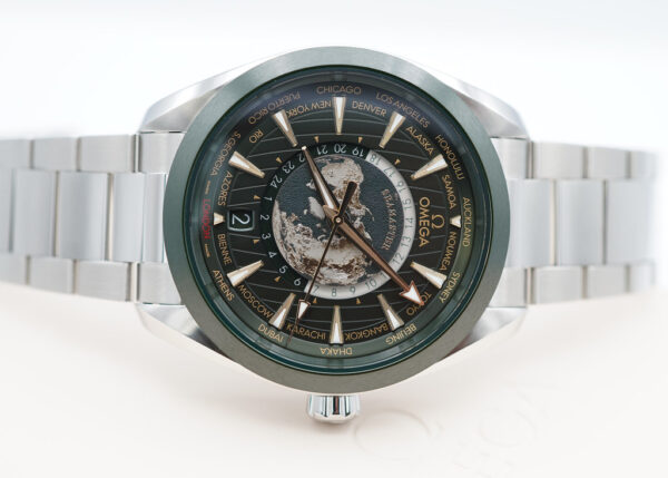 MINT Omega SEAMASTER AQUA TERRA 150M GMT WORLDTIMER GREEN CERAMIC 2023 FULL SET - Image 9