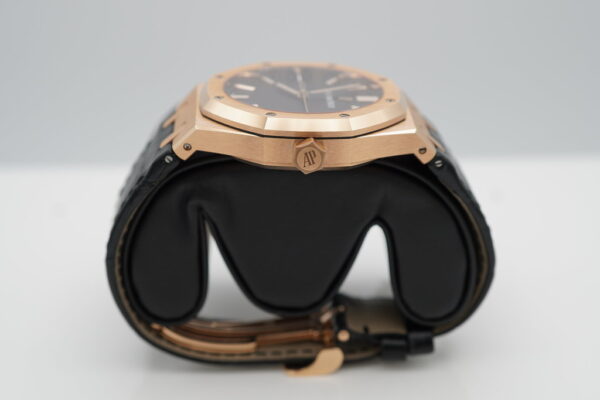LIKE NEW Audemars PIGUET ROYAL OAK 15500OR ROSE GOLD BLACK DIAL 41MM 2022 FULL SET - Image 3