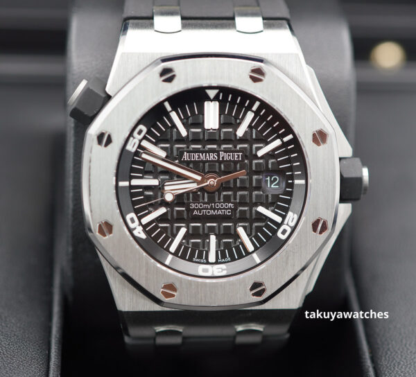 Audemars PIGUET ROYAL OAK OFFSHORE DIVER 15703ST AP SERVICED 2022 WARRANTY