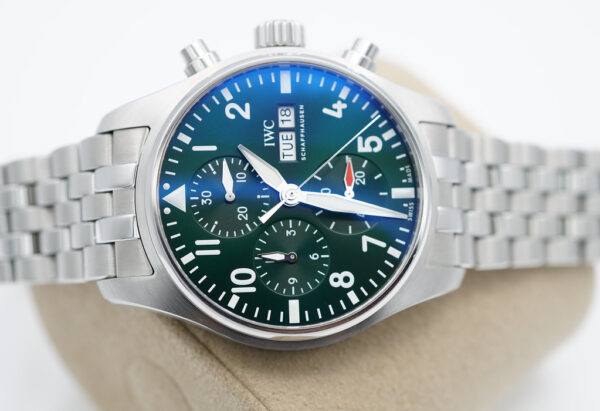 IWC IW388104 PILOT's WATCH CHRONOGRAPH 41 GREEN DIAL WARRANTY FULL SET - Image 10