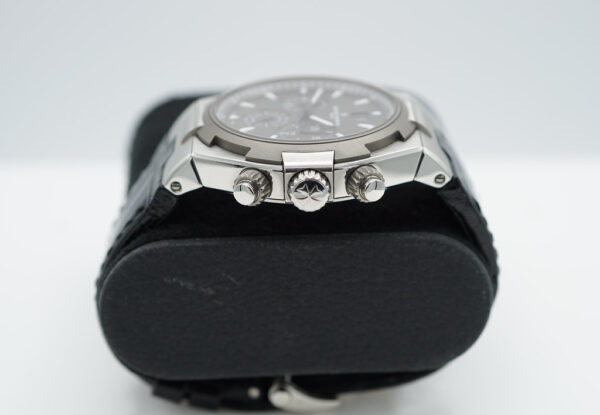 Vacheron CONSTANTIN OVERSEAS DEEP STREAM CHRONOGRAPH 49150 GREY DIAL 42MM - Image 3