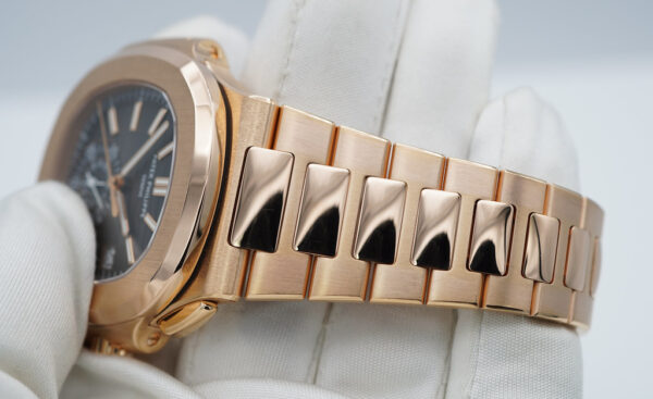 Patek PHILIPPE 5980/1R NAUTILUS CHRONOGRAPH 18K ROSE GOLD 2017 FULL SET - Image 6