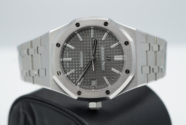 Audemars PIGUET ROYAL OAK 15450ST GREY DIAL 37MM 2020 WARRANTY COMPLETE SET - Image 10