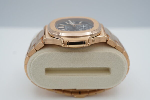 Patek PHILIPPE 5980/1R NAUTILUS CHRONOGRAPH 18K ROSE GOLD 2017 FULL SET - Image 4