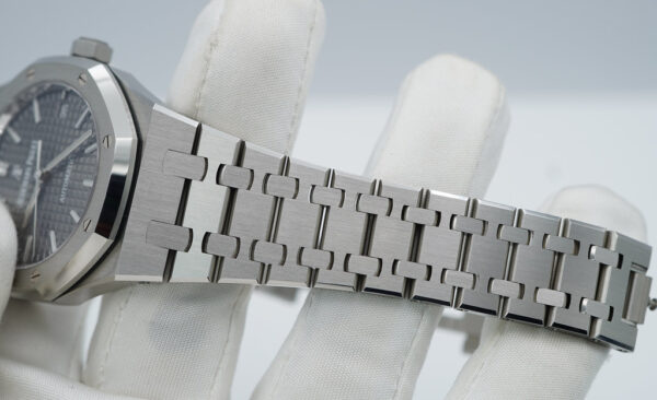 Audemars PIGUET ROYAL OAK 15450ST GREY DIAL 37MM 2020 WARRANTY COMPLETE SET - Image 5