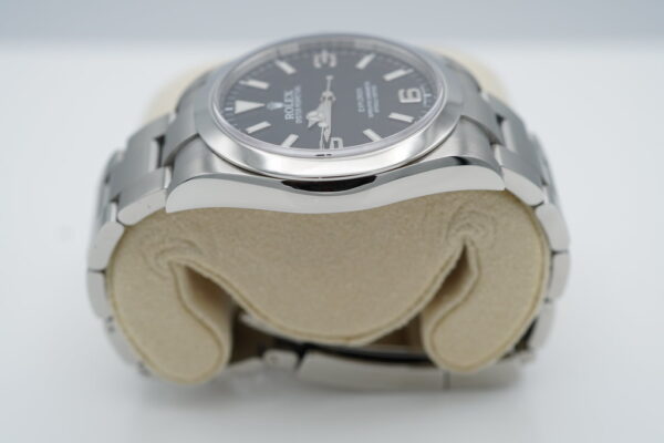 Rolex 214270 EXPLORER I STAINLESS STEEL MARK 1 DIAL 39MM DISCONTINUED FULL SET - Image 4