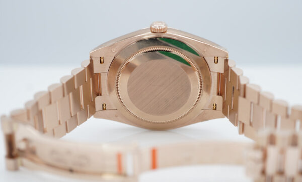 Rolex 228235 DAY DATE 40 ROSE GOLD CHOCOLATE ROMAN DIAL 2021 WARRANTY FULL SET - Image 8