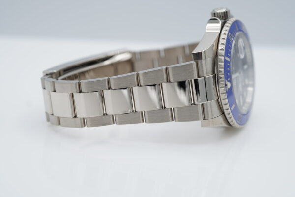Rolex 126619LB SUBMARINER 41 18K WHITE GOLD BLUE BEZEL WARRANTY COMPLETE SET - Image 6