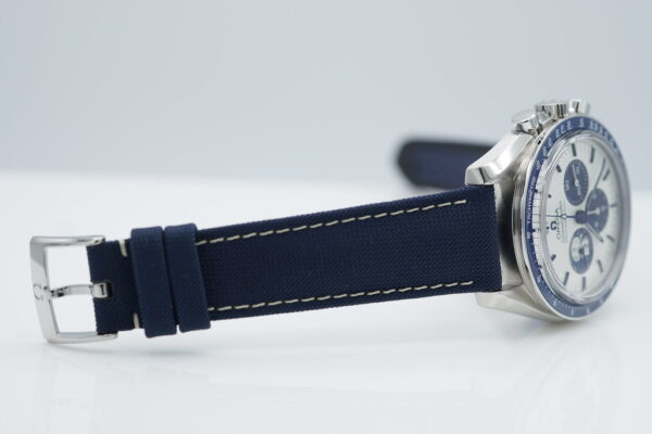 BRAND NEW Omega SPEEDMASTER SILVER SNOOPY AWARD 50TH ANNIVERSARY 2022 FULL SET - Image 6