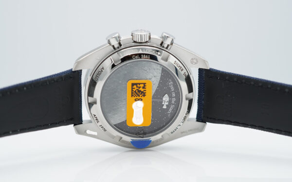 BRAND NEW Omega SPEEDMASTER SILVER SNOOPY AWARD 50TH ANNIVERSARY 2022 FULL SET - Image 8
