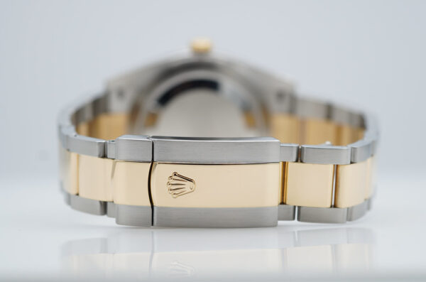 Rolex 126303 DATEJUST 41 18K YELLOW GOLD STAINLESS STEEL CHAMPAGNE DIAL - Image 7