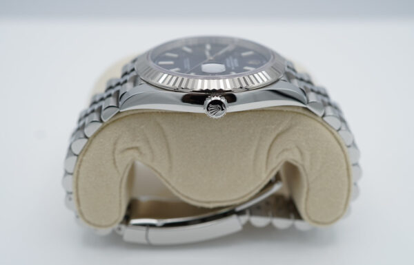 Rolex 126334 DATEJUST 41 FLUTED BEZEL BLUE STICK DIAL JUBILEE WARRANTY FULL SET - Image 3