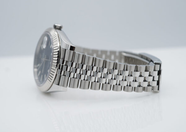 Rolex 126334 DATEJUST 41 FLUTED BEZEL BLUE STICK DIAL JUBILEE WARRANTY FULL SET - Image 5