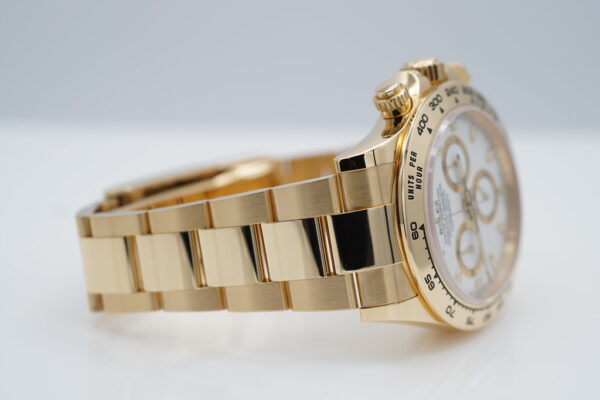 Rolex 116508 DAYTONA 18K YELLOW GOLD WHITE DIAL 2021 WARRANTY COMPLETE SET - Image 6