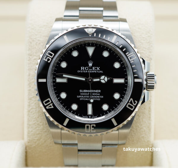 Rolex 124060 SUBMARINER NO DATE 41MM 2023 WARRANTY COMPLETE SET
