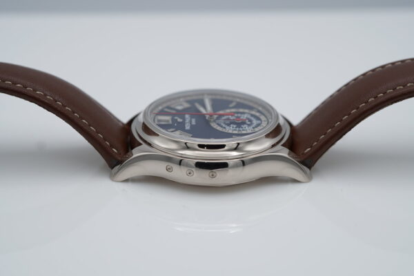 Patek PHILIPPE 5960G WHITE GOLD ANNUAL CALENDAR CHRONOGRAPH BLUE DIAL FULL SET - Image 4