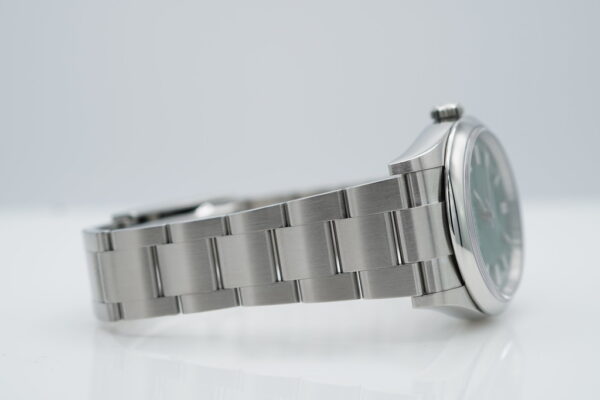 Rolex 126000 OYSTER PERPETUAL 36 GREEN DIAL 2021 COMPLETE SET - Image 6