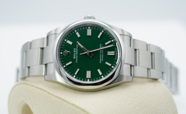 Rolex 126000 OYSTER PERPETUAL 36 GREEN DIAL 2021 COMPLETE SET - Image 10