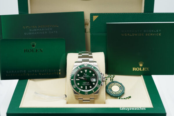 BRAND NEW Rolex 116610LV SUBMARINER HULK GREEN DIAL GREEN BEZEL 40MM 2020 COMPLETE SET - Image 2