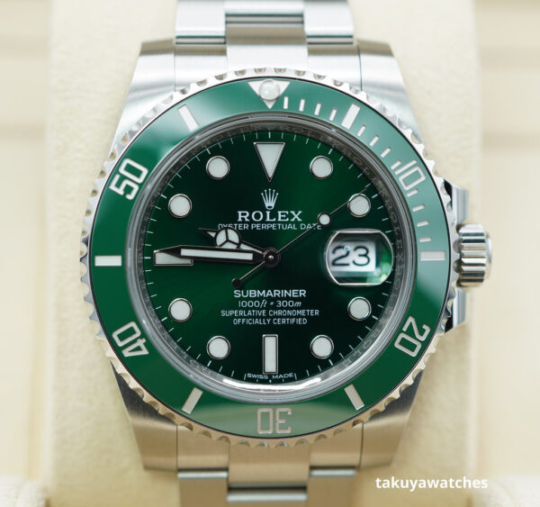 BRAND NEW Rolex 116610LV SUBMARINER HULK GREEN DIAL GREEN BEZEL 40MM 2020 COMPLETE SET