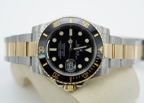 Rolex 116613LN SUBMARINER 40MM 18K TWO TONE BLACK DIAL RSC SERVICED WARRANTY - Image 9