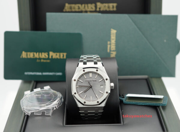 BRAND NEW Audemars PIGUET ROYAL OAK 15550ST GREY DIAL 37MM 2023 COMPLETE SET - Image 2