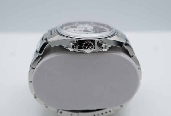 Zenith CHRONOMASTER ORIGINAL REVERSE PANDA DIAL BRACELET 2022 WARRANTY FULL SET - Image 3