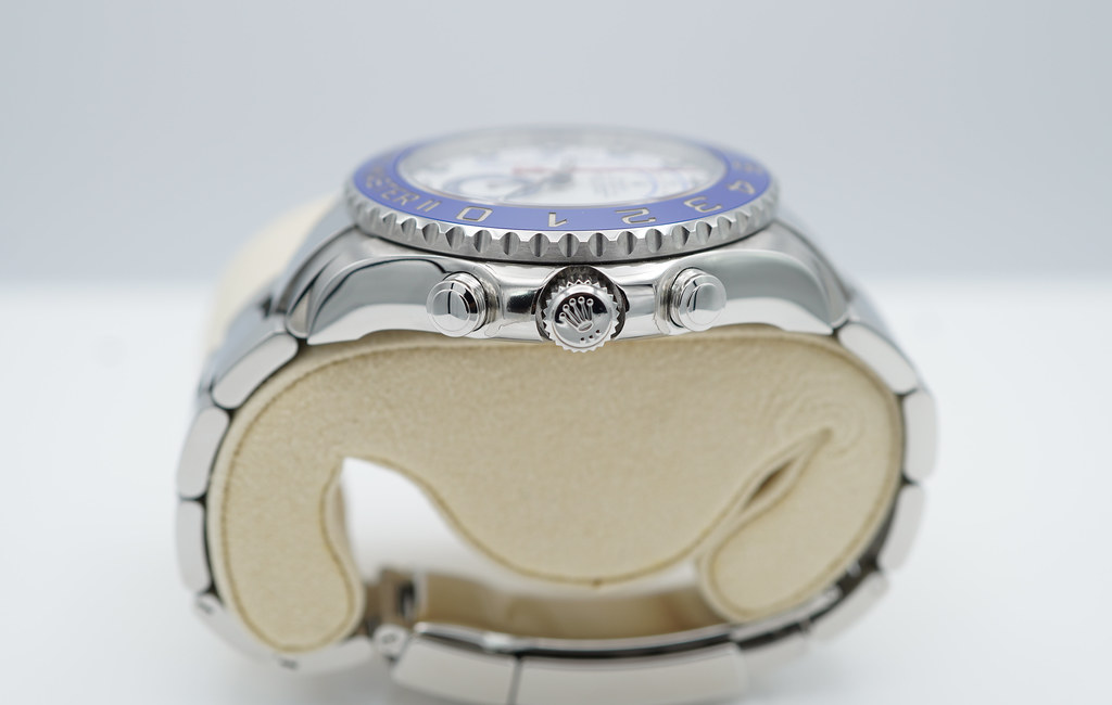 MINT Rolex 116680 YACHTMASTER II STAINLESS STEEL BLUE HANDS 2018