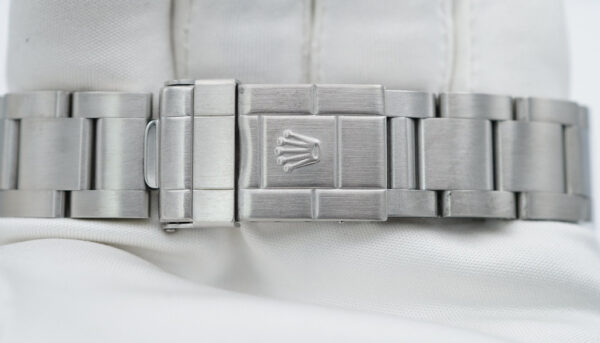 Rolex 16570 EXPLORER II 40MM POLAR WHITE DIAL LUG HOLES A SERIAL BOX PAPER - Image 7