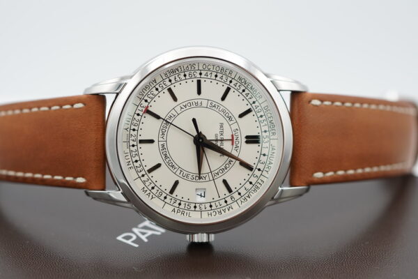 Patek PHILIPPE 5212A STEEL CALATRAVA WEEKLY CALENDAR 2019 COMPLETE SET - Image 9