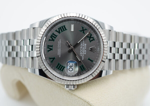 Rolex 126234 DATEJUST 36 FLUTED BEZEL WIMBLEDON DIAL JUBILEE 2023 FULL SET - Image 9
