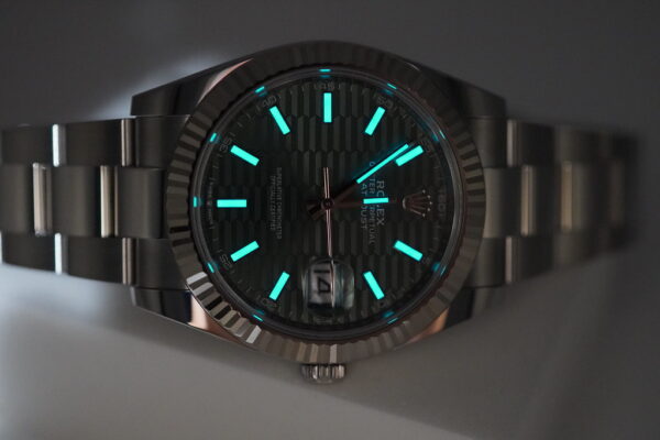 Rolex 126334 DATEJUST 41 FLUTED BEZEL MINT GREEN MOTIF DIAL 2023 COMPLETE SET - Image 10