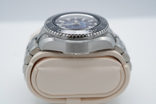 Omega SEAMASTER PLANET OCEAN 6000M ULTRA DEEP BLUE DIAL 2023 WARRANTY FULL SET - Image 4