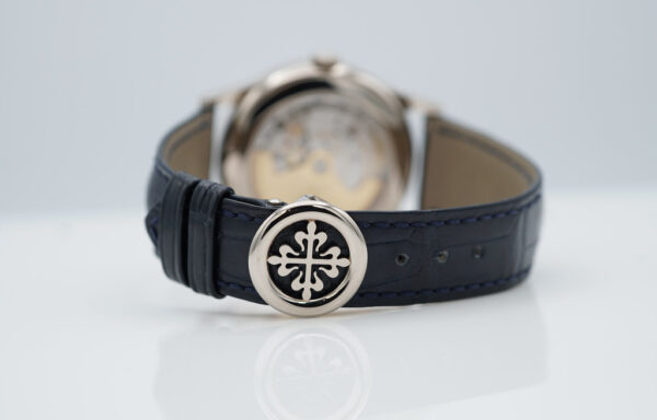Patek PHILIPPE 5396G WHITE GOLD ANNUAL CALENDAR GREY DIAL MOONPHASE FULL SET - Image 7