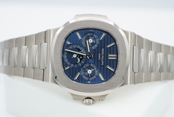 Patek PHILIPPE 5740/1G NAUTILUS PERPETUAL CALENDAR 18K WHITE GOLD BLUE DIAL - Image 10