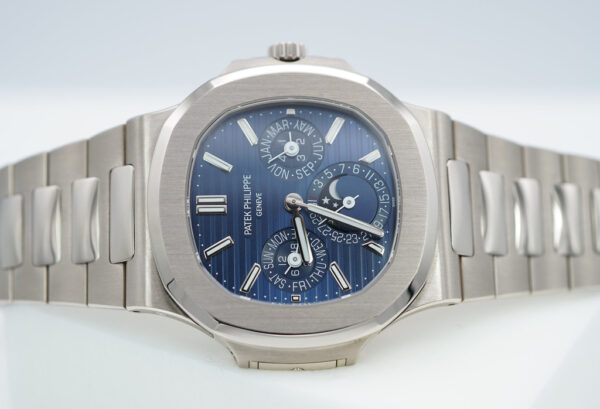 Patek PHILIPPE 5740/1G NAUTILUS PERPETUAL CALENDAR 18K WHITE GOLD BLUE DIAL - Image 11