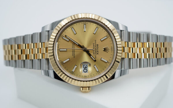 Rolex 126333 DATEJUST 41 YELLOW GOLD STEEL CHAMPAGNE DIAL JUBILEE BAND 2023 FULL SET - Image 9
