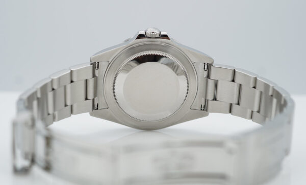 Rolex 16570 EXPLORER II 40MM POLAR DIAL 3186 MOVEMENT Z SERIAL BOXES PAPER - Image 8