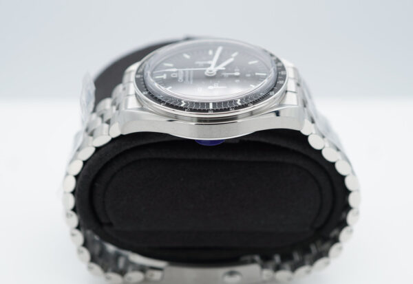 BRAND NEW Omega SPEEDMASTER PROFESSIONAL MOONWATCH 3861 SAPPHIRE 2023 FULL SET - Image 4