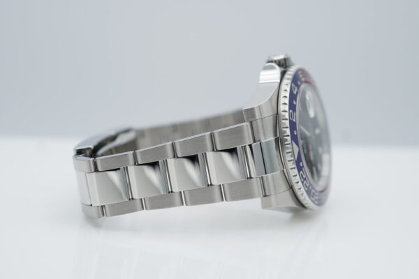 Rolex 126710BLRO PEPSI GMT MASTER II RED BLUE BEZEL OYSTER BAND 2021 FULL SET - Image 6