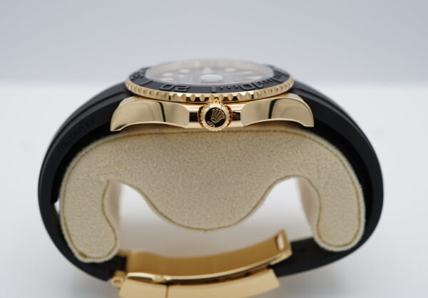 Rolex 226658 YACHTMASTER 18K YELLOW GOLD OYSTERFLEX 42MM 2023 FULL SET - Image 3