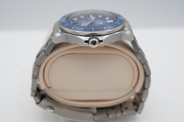 OMEGA SEAMASTER 75th ANNIVERSARY DIVER 300M SUMMER BLUE 2023 FULL SET - Image 3