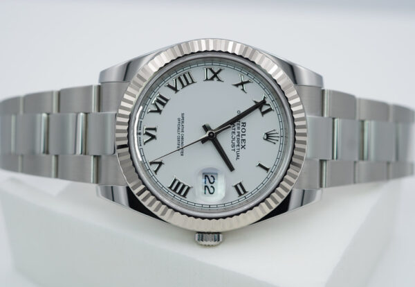 Rolex 126334 DATEJUST 41 FLUTED BEZEL WHITE ROMAN DIAL OYSTER 2021 FULL SET - Image 9